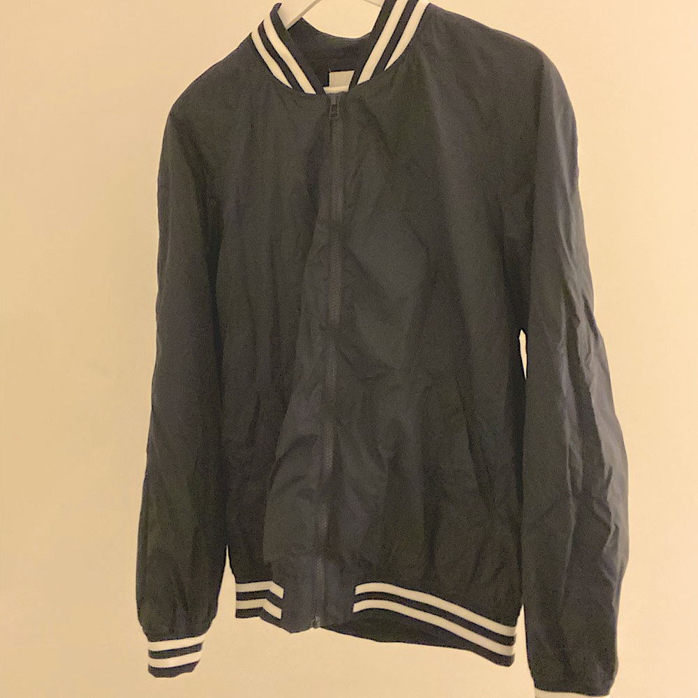 H&M Zip up track jacket. Size M, navy blue, just slick